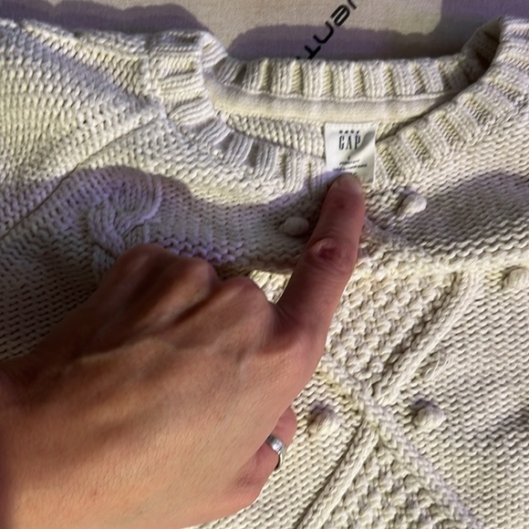 Winter white toddler girl knit sweater. Size 5T - Picture 5 of 5